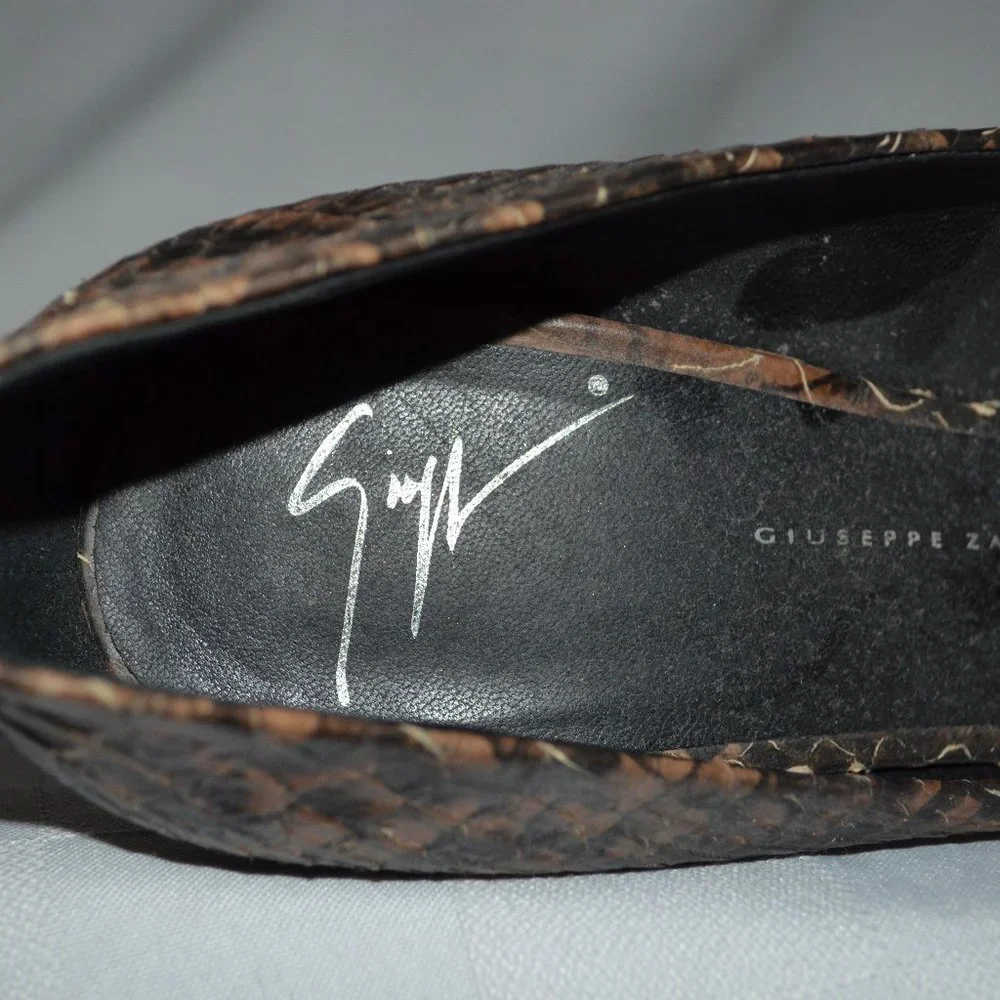 Sz 38 7.5 Giuseppe Zanotti Snakeskin Brown Pumps
